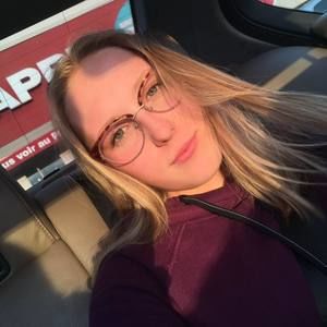 Meet your Posher, Sarah-maude